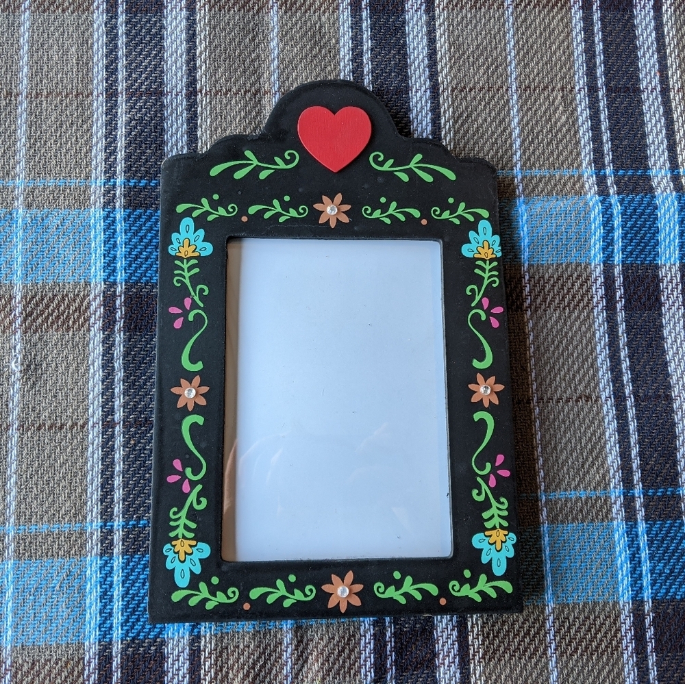 NWT cute picture frame with floral and heart - Picture 3 of 8
